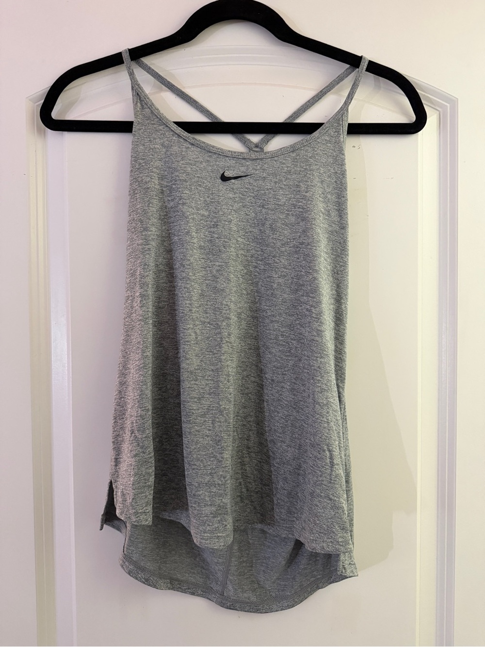 Nike Women’s Light Gray Cross-Back Tank Top